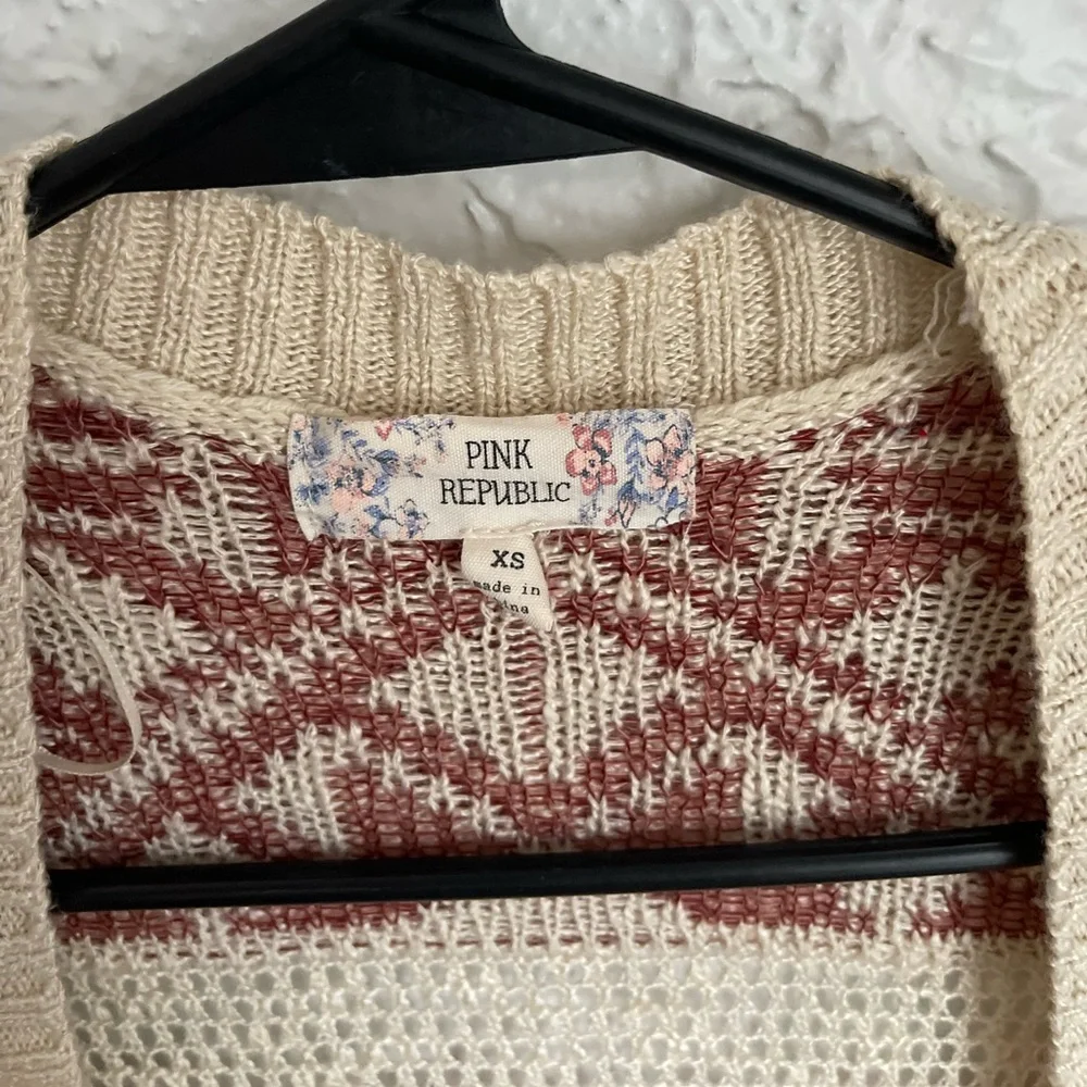 Sweater - Picture 2 of 4